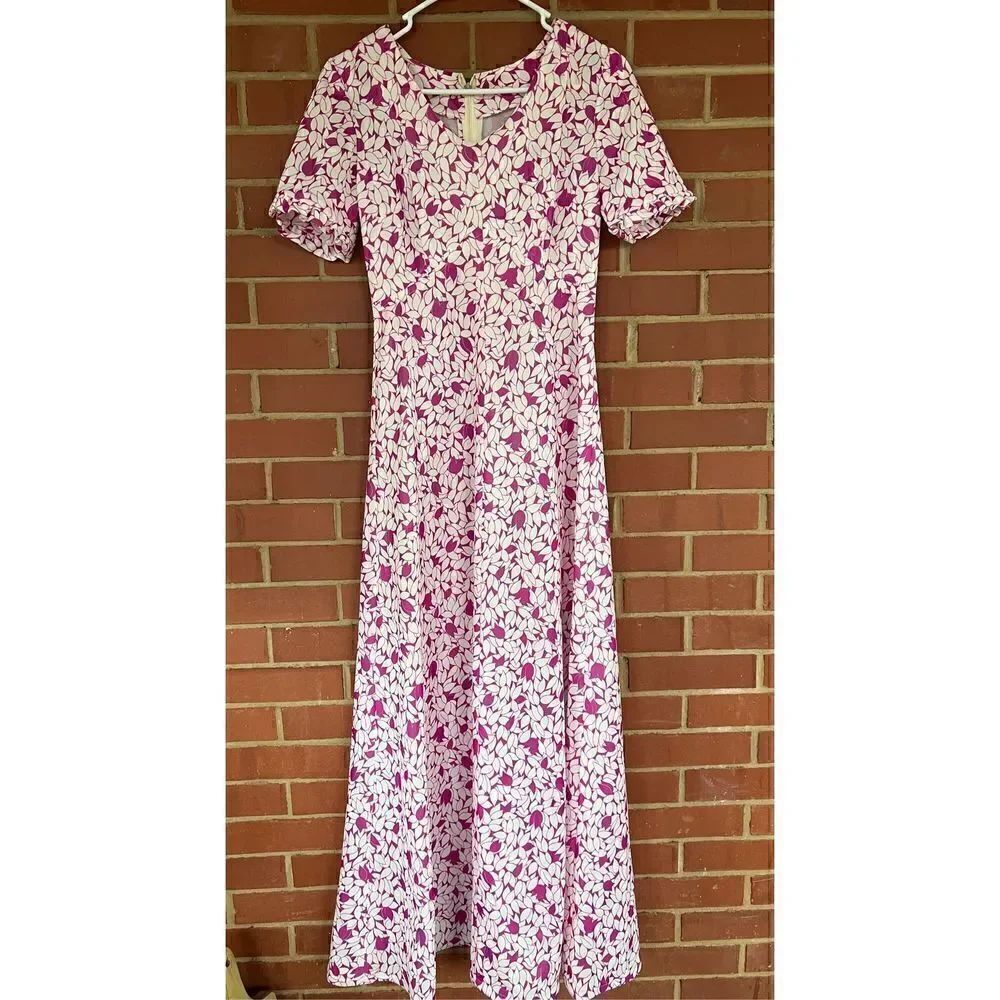 Vintage Dress - Read
